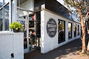 Abode Nashville - Marathon Village Near Downtown