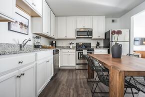 Abode Nashville - Marathon Village Near Downtown