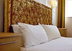 The Pier Hotel
