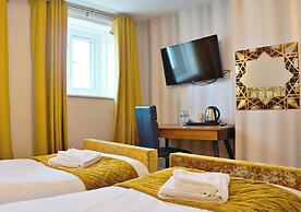The Pier Hotel