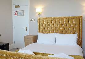 The Pier Hotel
