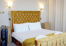 The Pier Hotel