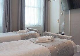 The Pier Hotel