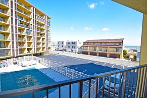 Seatime 303S 1 Bedroom Condo by RedAwning