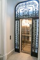 Station Hotel Premier V18