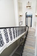 Station Hotel Premier V18