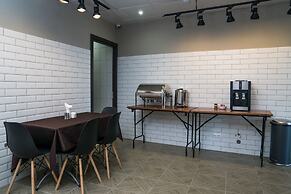 Station Hotel Premier V18