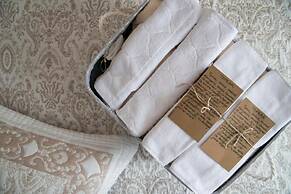 Artemis Selcuk Suites