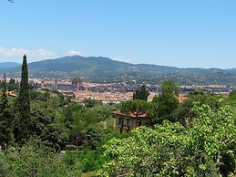 Pian dei Giullari Suite