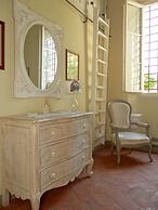 Pian dei Giullari Suite