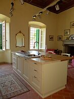 Pian dei Giullari Suite