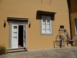 Pian dei Giullari Suite