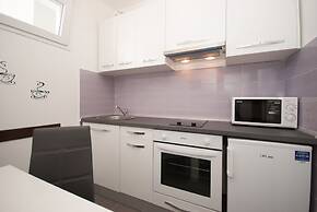 Studio apartment Tina