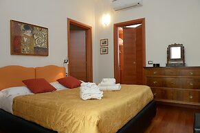 La Terrazza Foscolo - con Parcheggio