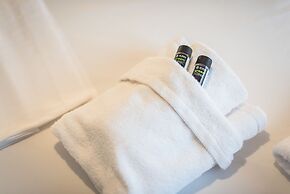 Athens Boutique Apartment  by Cloudkeys