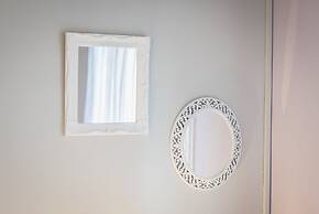 Athens Boutique Apartment  by Cloudkeys