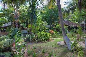 Analatsara Eco Lodge