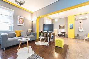 Stylish Apartment with Balcony  by Cloudkeys