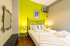 Stylish Apartment with Balcony  by Cloudkeys