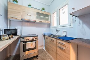 Stylish Apartment with Balcony  by Cloudkeys