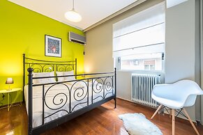 Stylish Apartment with Balcony  by Cloudkeys