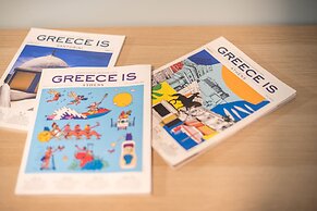 Boutique Acropolis Apartment  by Cloudkeys