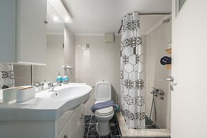Boutique Acropolis Apartment  by Cloudkeys