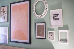 Boutique Acropolis Apartment  by Cloudkeys