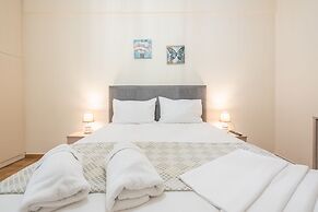 Elegant Home in Quiet Street  by Cloudkeys