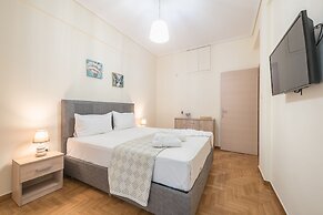 Elegant Home in Quiet Street  by Cloudkeys