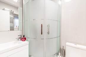 Luxury London Apartment 5-double rooms