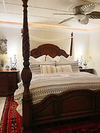 5th East Hall Bed & Breakfast