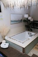 5th East Hall Bed & Breakfast