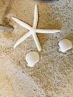 5th East Hall Bed & Breakfast