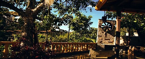 Otrolado Lodge
