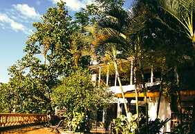 Otrolado Lodge