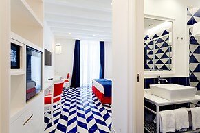 Maison Blu - Intimate GuestHouse