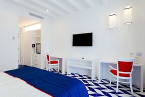 Maison Blu - Intimate GuestHouse