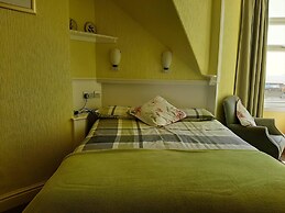 The Beaches Family B&B