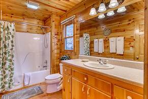 Lucilles Creekside Hideaway