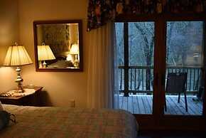 Wildwood River Retreat