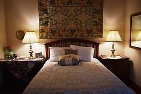 Wildwood River Retreat