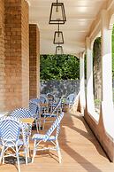 The Byng Street Boutique Hotel