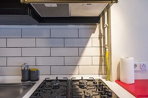 Spotless Flat in Central