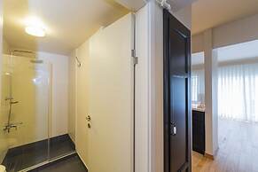 Spotless Flat in Central