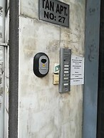 Spotless Flat in Central