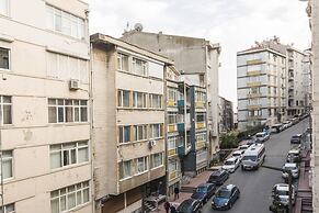 Spotless Flat in Central