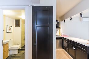 Spotless Flat in Central