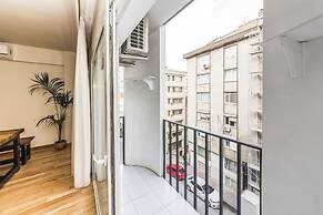 Spotless Flat in Central