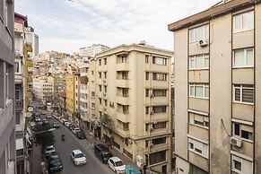 Spotless Flat in Central